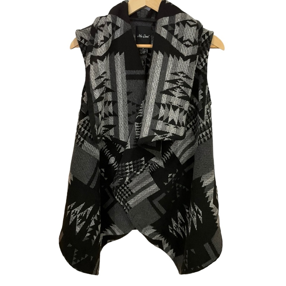 Me Jane Open Front Wrap Vest Western Boho Festival Aztec Black Gray Wome…